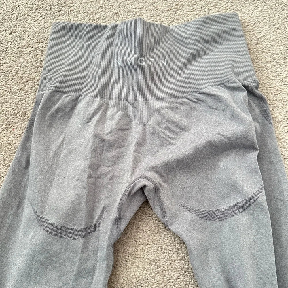 NVGTN Gray Leggings - Picture 5 of 5